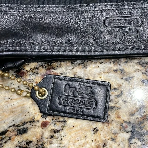Vintage Coach Shoulder Bag Black Leather